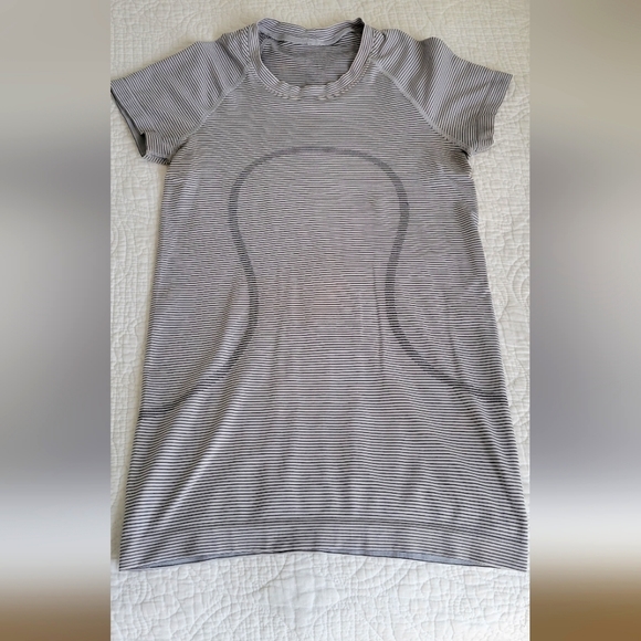 lululemon athletica Tops - lululemon T shirt